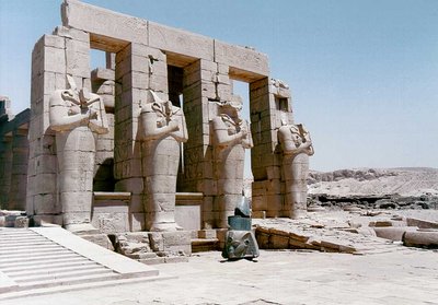 Ramseseum Statue Facade